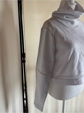 Alo Cropped White Funnel Neck Sweatshirt